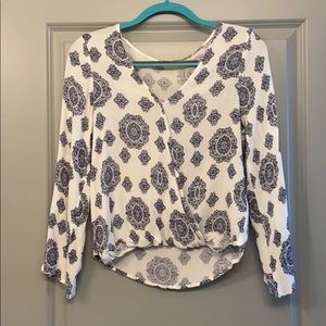 Altar’d State Blouse